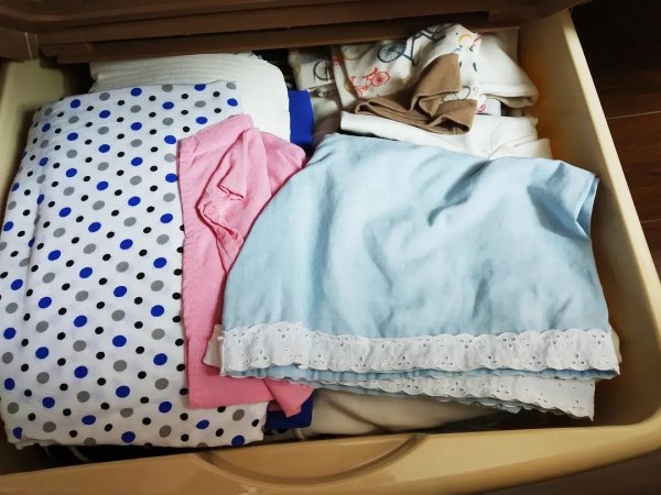 五六岁女童衣服闲置便宜转